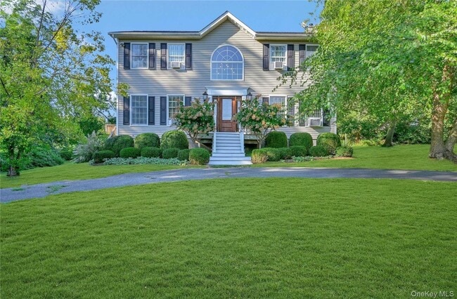 Building Photo - 215 Kouros Rd