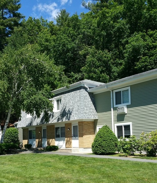 Rolling Green Apartments Rentals Amherst, MA