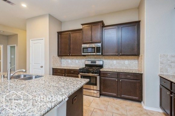 Foto del edificio - NOW AVAILABLE! 12286 Little Blue Heron Ln,...