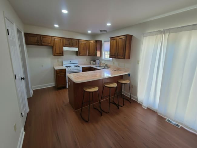 Foto del edificio - 521 Cobblestone Ln