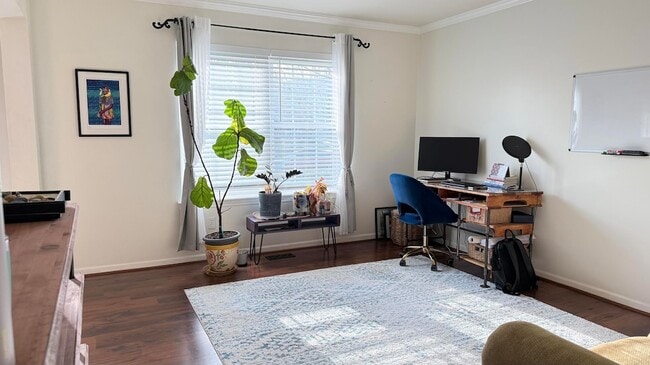 Photo - 44432 James Ct House