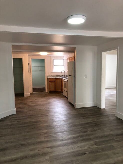 Building Photo - 55 Main St