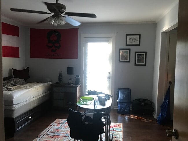 Bedroom 3 / Office - 311 Linden Cir