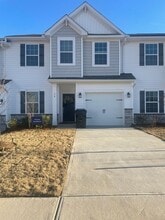 Building Photo - 18 Fernhill Ln
