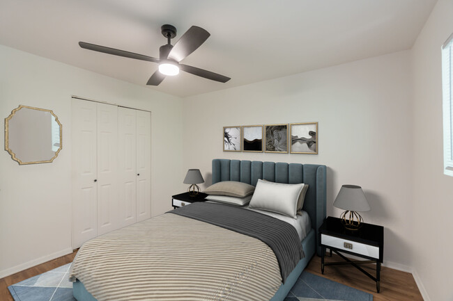 Guest Bedroom - Midwood Roswell Apartments