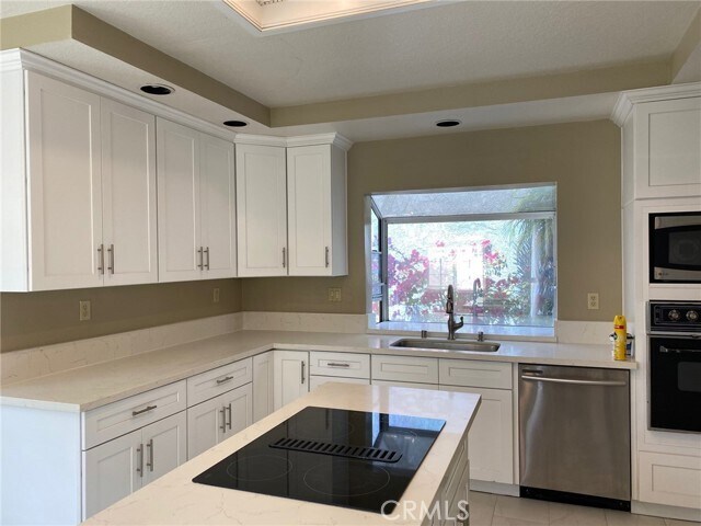 Foto del edificio - 2594 Dorset Dr
