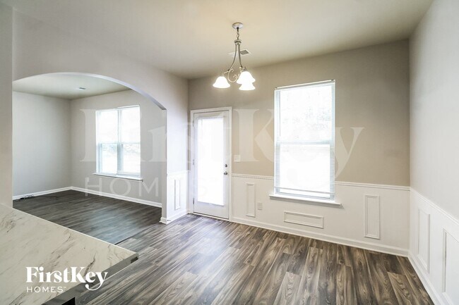 Foto del edificio - 44 Southwind Cir