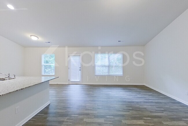 Foto del edificio - 1245 Amberlight Circle