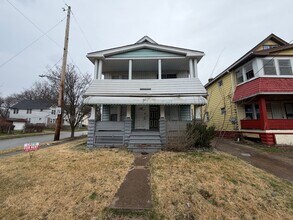Building Photo - 3973 E 123rd St