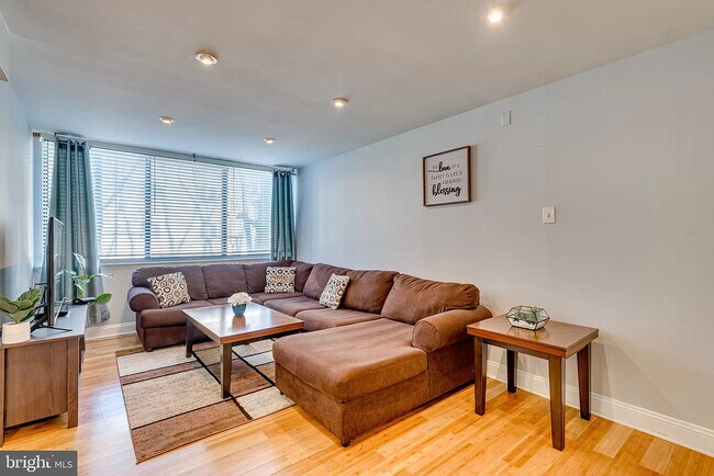 Foto del edificio - 493 N Armistead St