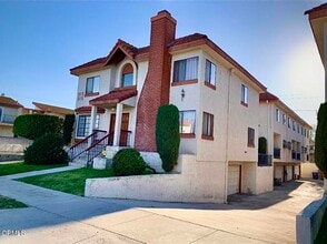 Building Photo - 315 N Stoneman Ave