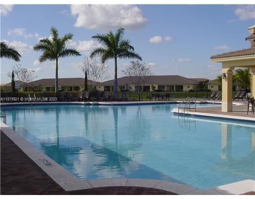 Foto del edificio - 995 NE 34th Ave