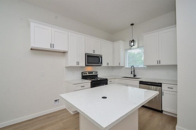 Foto del edificio - 405 Clearwater St