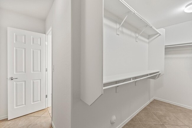 Building Photo - 2535 W Lucia Dr