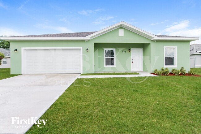 Building Photo - 1021 Locust Ave