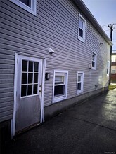 Building Photo - 62 Warwick Rd