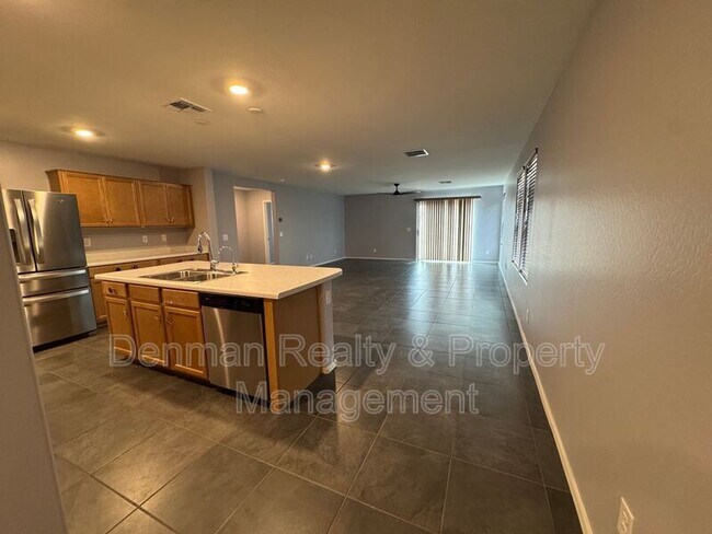 Foto del edificio - 1633 W Pinkley Ct