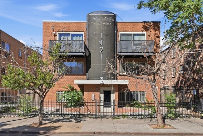 Building Photo - 1421 N Pearl St