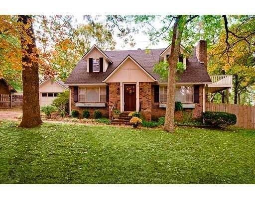 Foto del edificio - 405 Trails End Ln