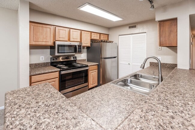 Stainless Steel Appliances Offered - Island Pointe