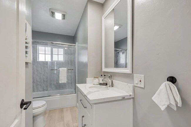 Foto del edificio - 2571 Los Coches Ave