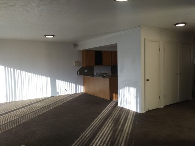 Foto del edificio - Large 3 bed 3 bath Condo in Provo