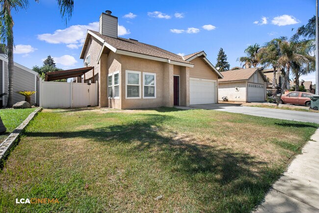 Foto del edificio - 3521 Starwood Ln
