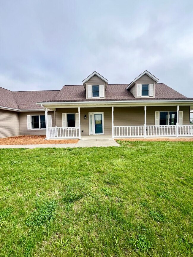 Foto del edificio - NEW LISTING! 3 Bedroom home