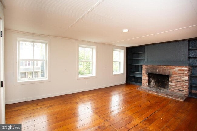 Building Photo - 54 Coryell St