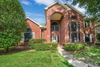 Building Photo - 2834 Lincolnshire Dr