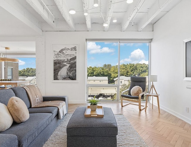 Photo - 1115 S Alamo St Apartment