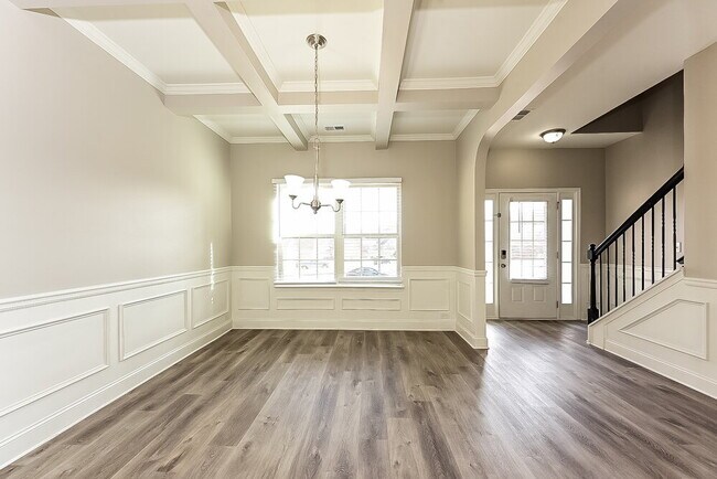 Building Photo - 4074 Village Crossing Cir