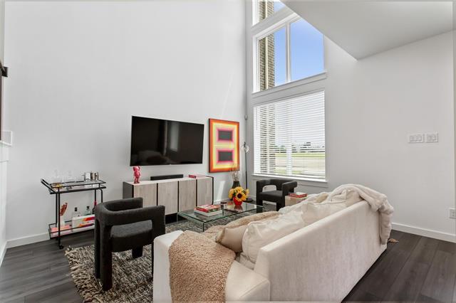 Foto del edificio - 1737 Dalhart Rd