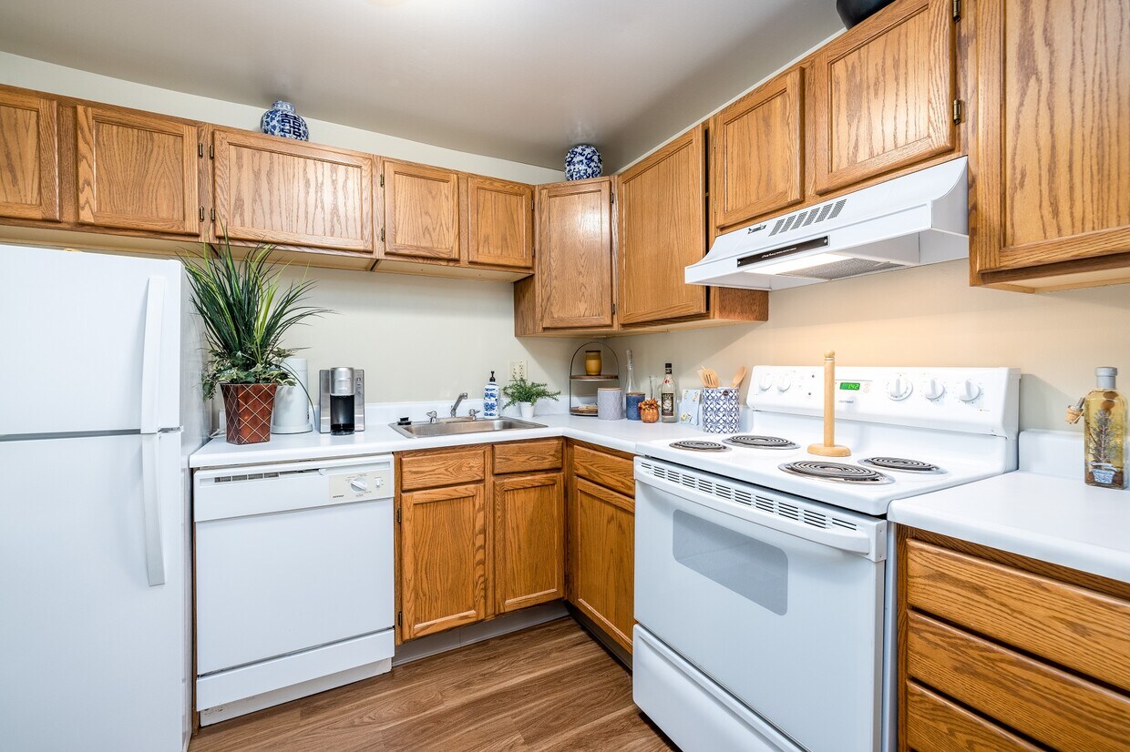 Maiden Bridge and Canongate Apartment Homes Apartments in Pittsburgh