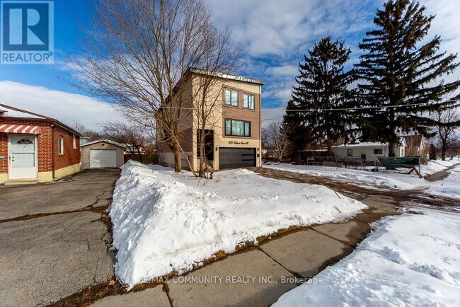 Building Photo - 475 Wilson Rd N