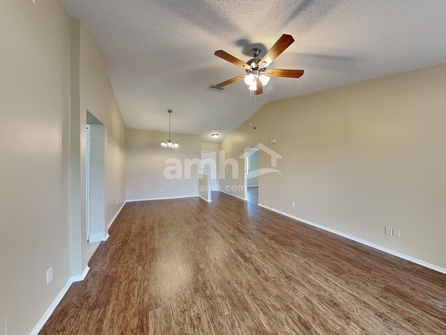 Building Photo - 12125 Buffington Ln