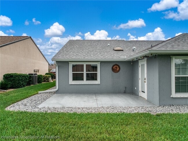 Building Photo - 360 Grove Cir