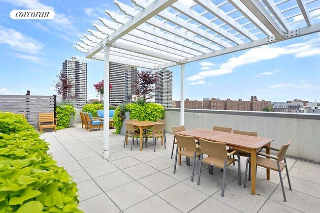 Foto del edificio - 181 E 119th St