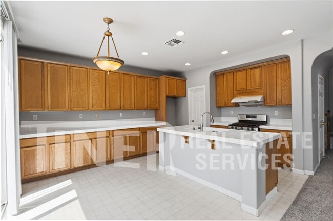 Building Photo - 8287 Lauffer Way