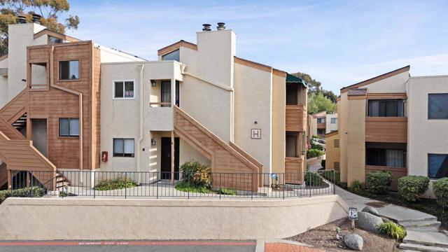 Foto del edificio - 2920 Briarwood Rd