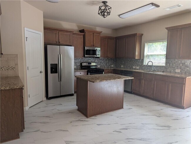 Foto del edificio - 355 Fowler Springs Ct