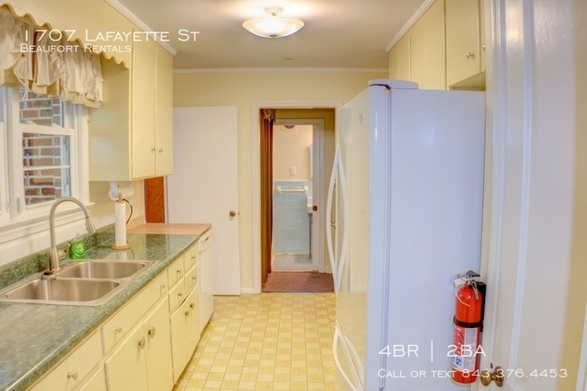 Building Photo - 1707 Lafayette St -6 Month Lease only