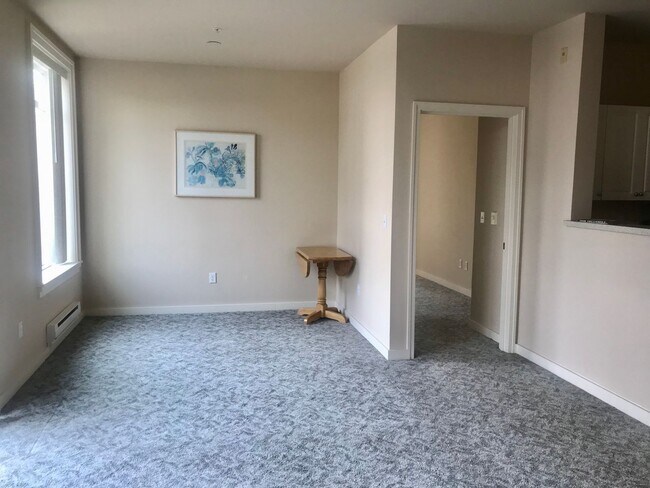 Foto del edificio - Lovely and Spacious Condo at Belltown Cour...