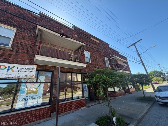 Foto del edificio - 317 E 156th St