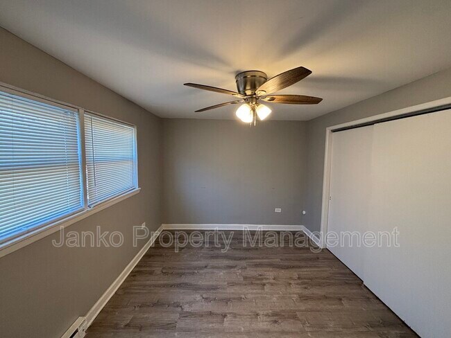 Foto del edificio - 2113 119th St