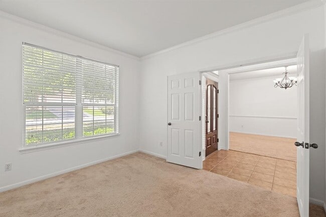 Foto del edificio - 16304 Fincastle Dr