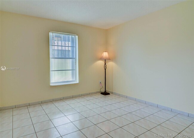 Foto del edificio - 7355 W 4th Ave