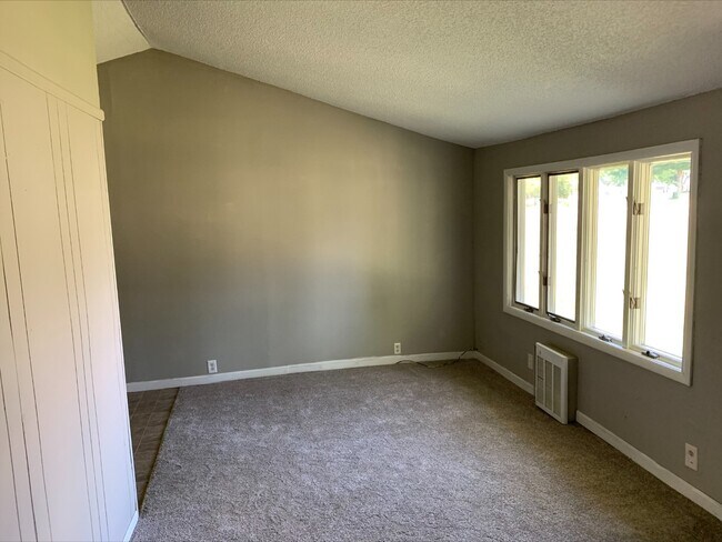 Sala de estar 1 - 3406 S Overman Ave