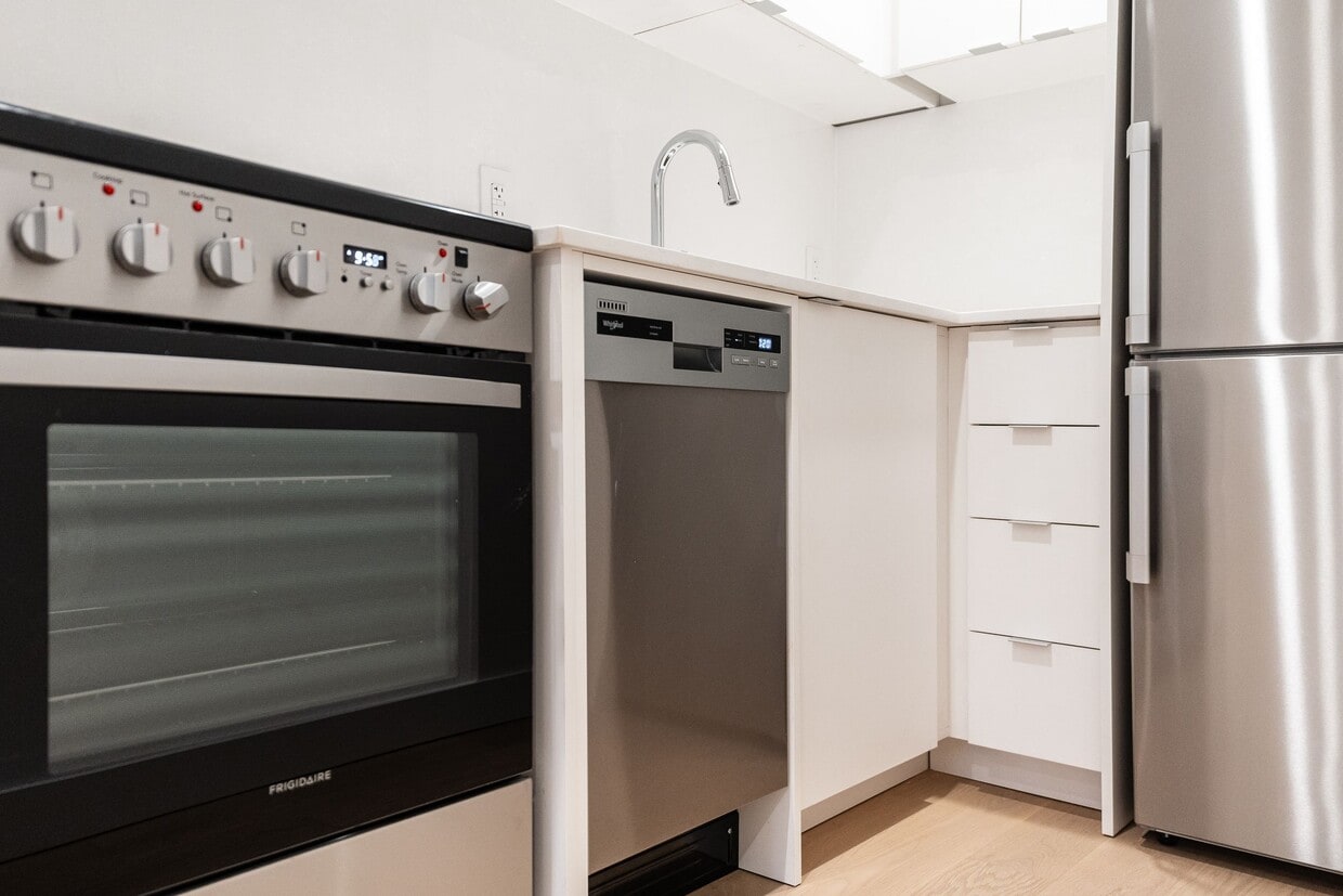 Photo principale - 150 The Donway W