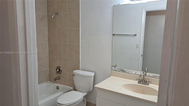 Foto del edificio - 11619 NW 27th Ct